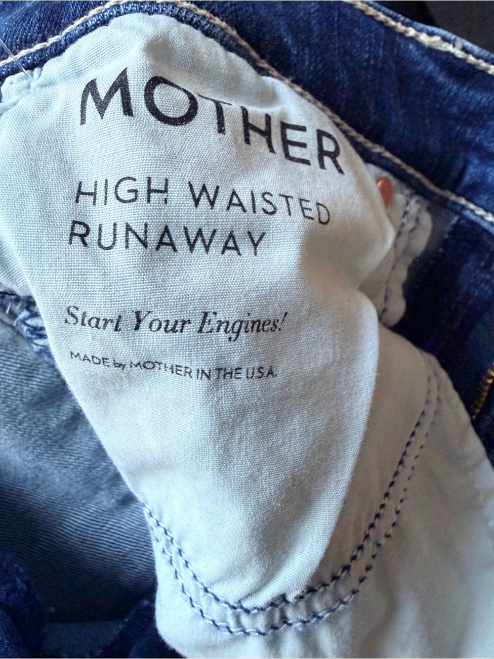 Mother - High Waisted Runway Jeans - Size 28 - Start Your Engines - 30” inseam - Picture 6 of 12